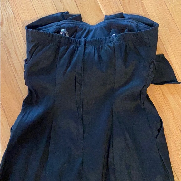 Black Dress - Picture 3 of 4